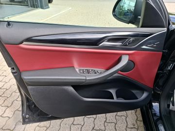 BMW X4 - 10