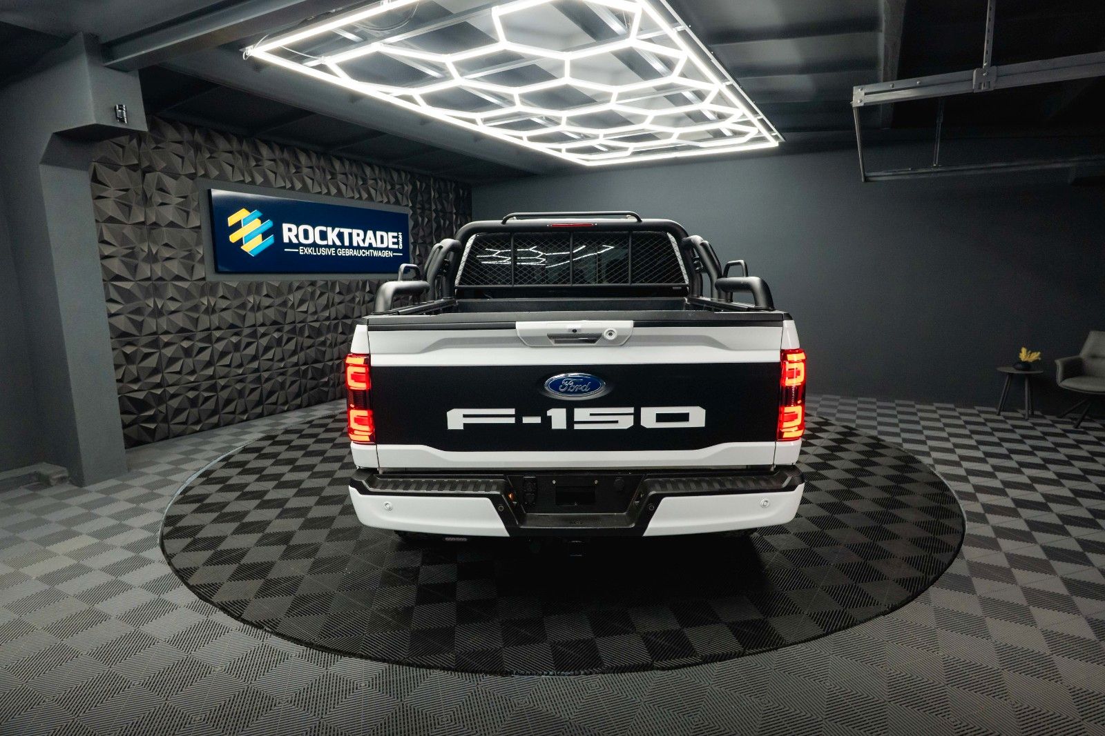 Fahrzeugabbildung Ford F150 5.0 V8 4x4 LARIAT RAPTOR SupCrew *360*B&O*