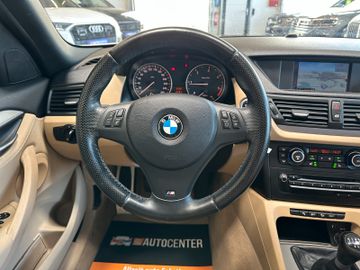 BMW X1 18 d *M-Paket*NAVI*TEMPO*PDC*PANO*