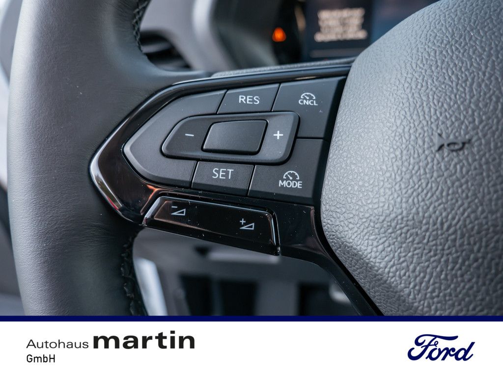 Fahrzeugabbildung Ford Transit Connect L2 Trend, KURVENLICHT PDC NAVI