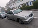 Mercedes-Benz  E 220 - Mercedes-Benz 220 aus 1999