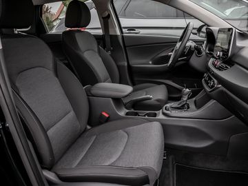 Hyundai i30 1.0 Trend Kombi DCT LED CarPlay Kamera Navi