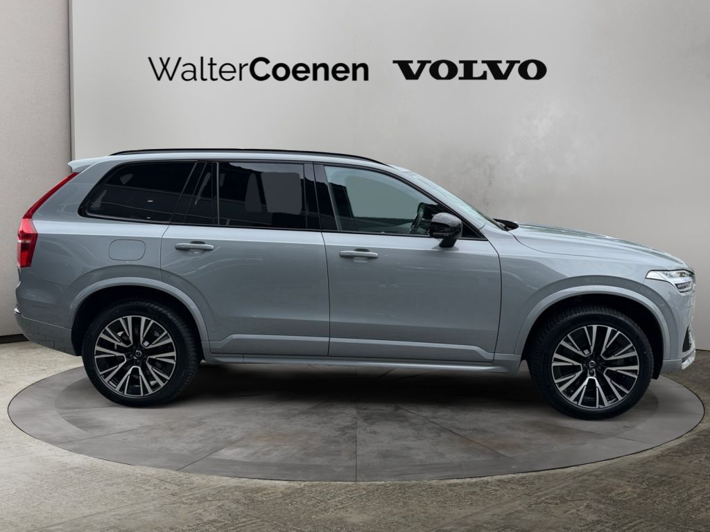 VOLVO XC90 T8 AWD Plug-in Hybrid Plus Dark AHK semi el VOLVO XC90 T8 AWD Plug-in Hybrid Plus Dark AHK semi el