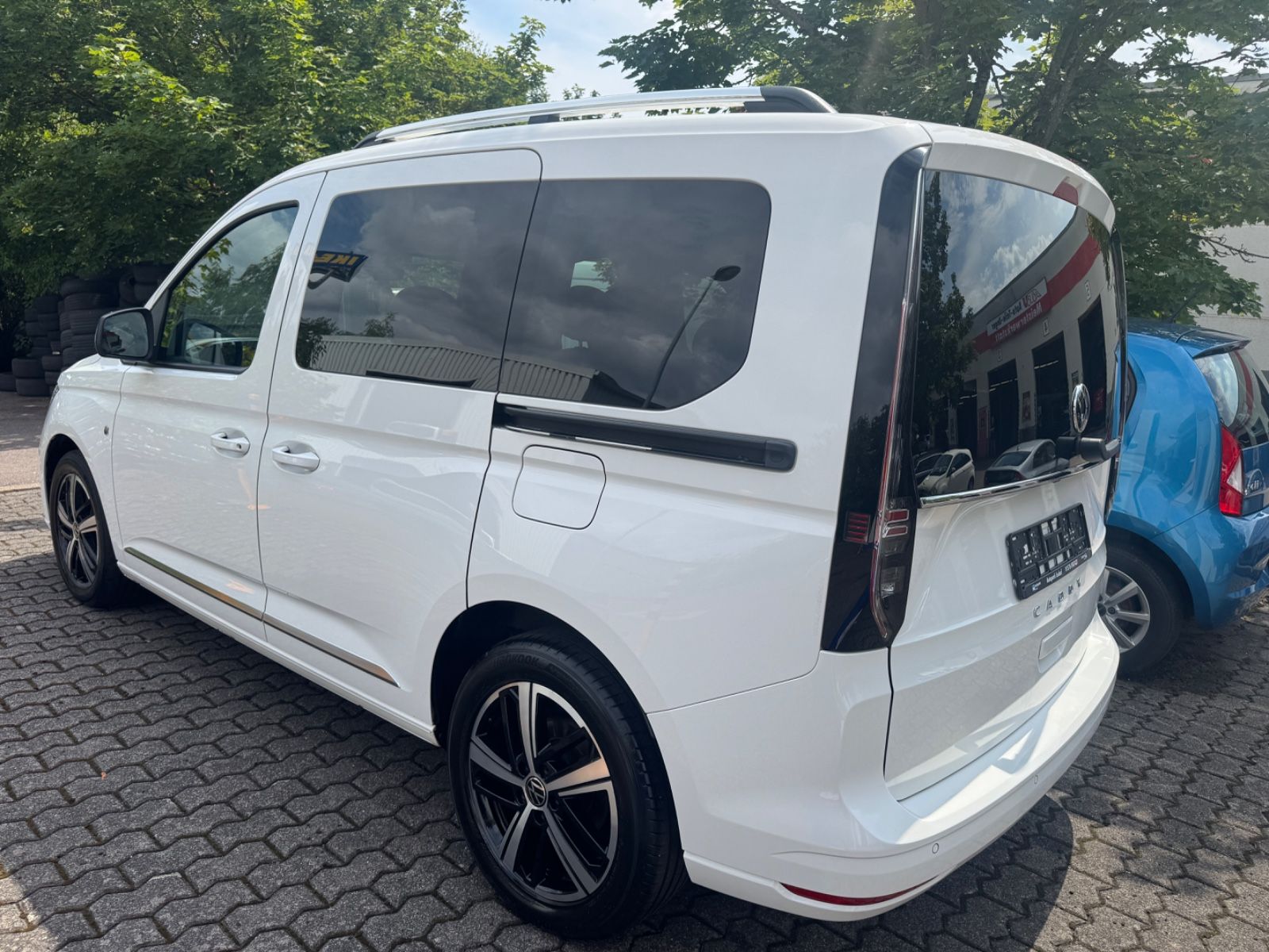 Fahrzeugabbildung Volkswagen Caddy Style NAVI+LED+ACC+LANE+ALCANTARA