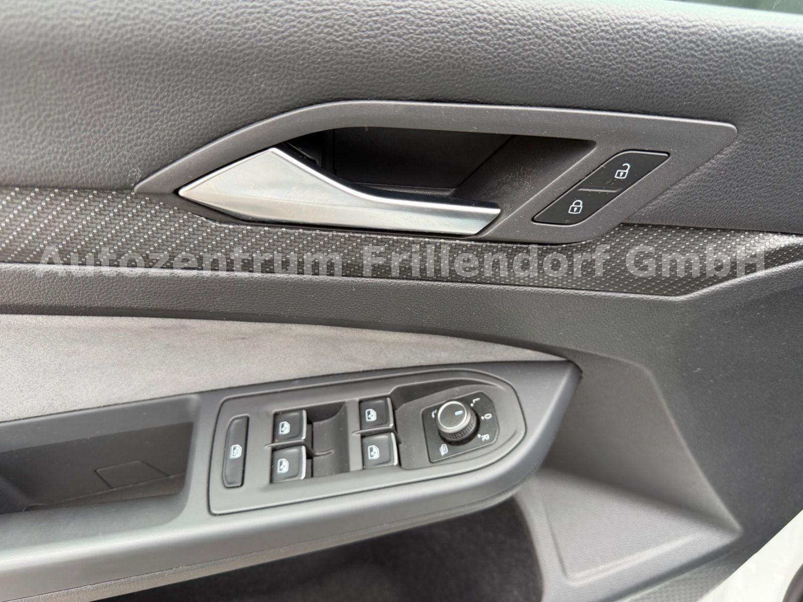 Volkswagen Golf VIII Lim. R-Line eTSI AUTOMATIK/LED/NAVI!!!, миниатюра 16