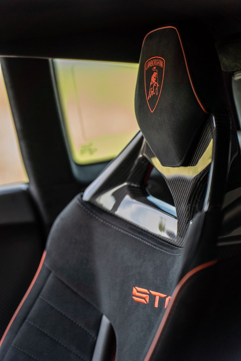 Fahrzeugabbildung Lamborghini Huracán STO Orange Inz.-/Tausch Finanz. möglich