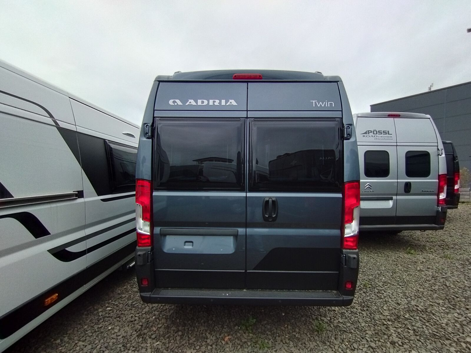 Fahrzeugabbildung Adria Twin Supreme 640 SGX Frühjahrsaktion 10%Rabatt