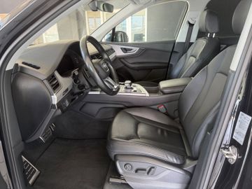 Audi Q7 - 12