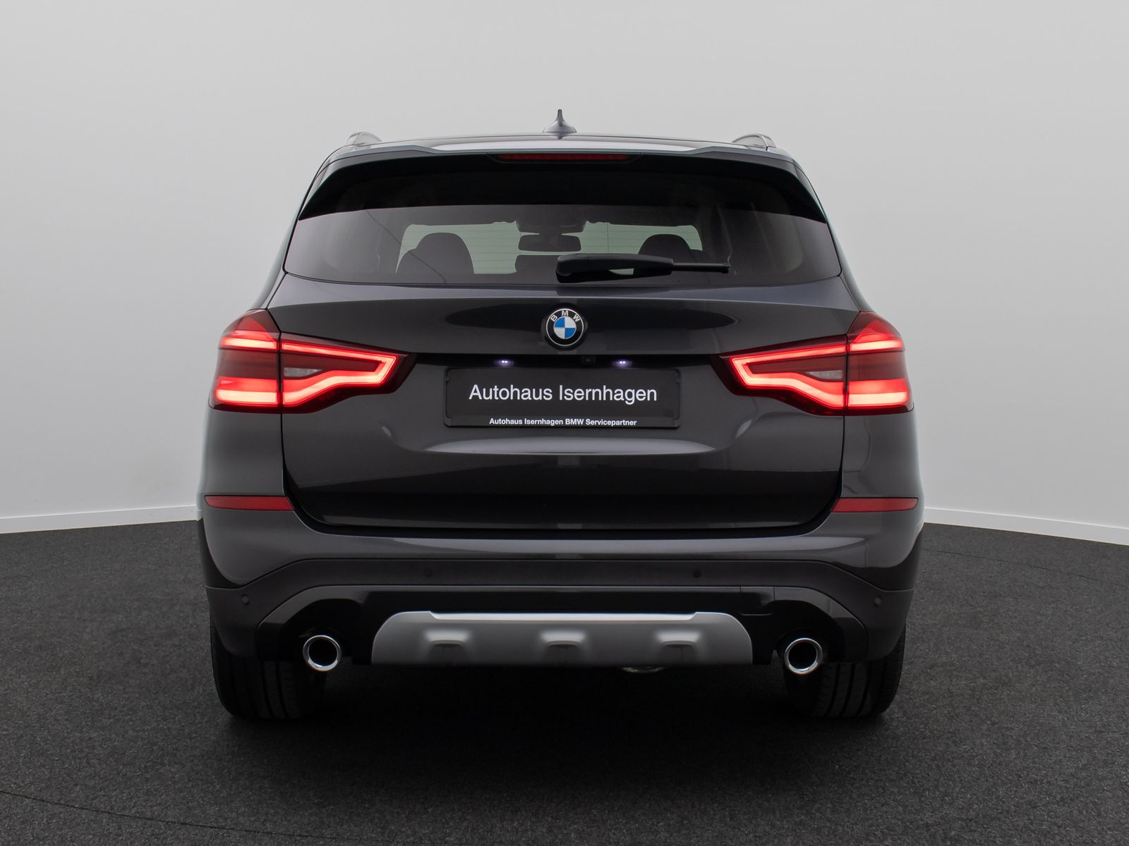 Fahrzeugabbildung BMW X3 xD20d xLine Kamera DAB Memory AHK Komfort 19"