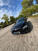 BMW 318d Limousine in Schwarz - gebrauchte BMW 318 aus dem Jahr 2012