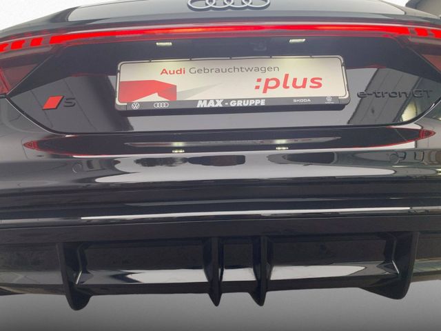 S e-tron GT QUATTRO MATRIX+PANO+WABEN+KAMERA+HUD