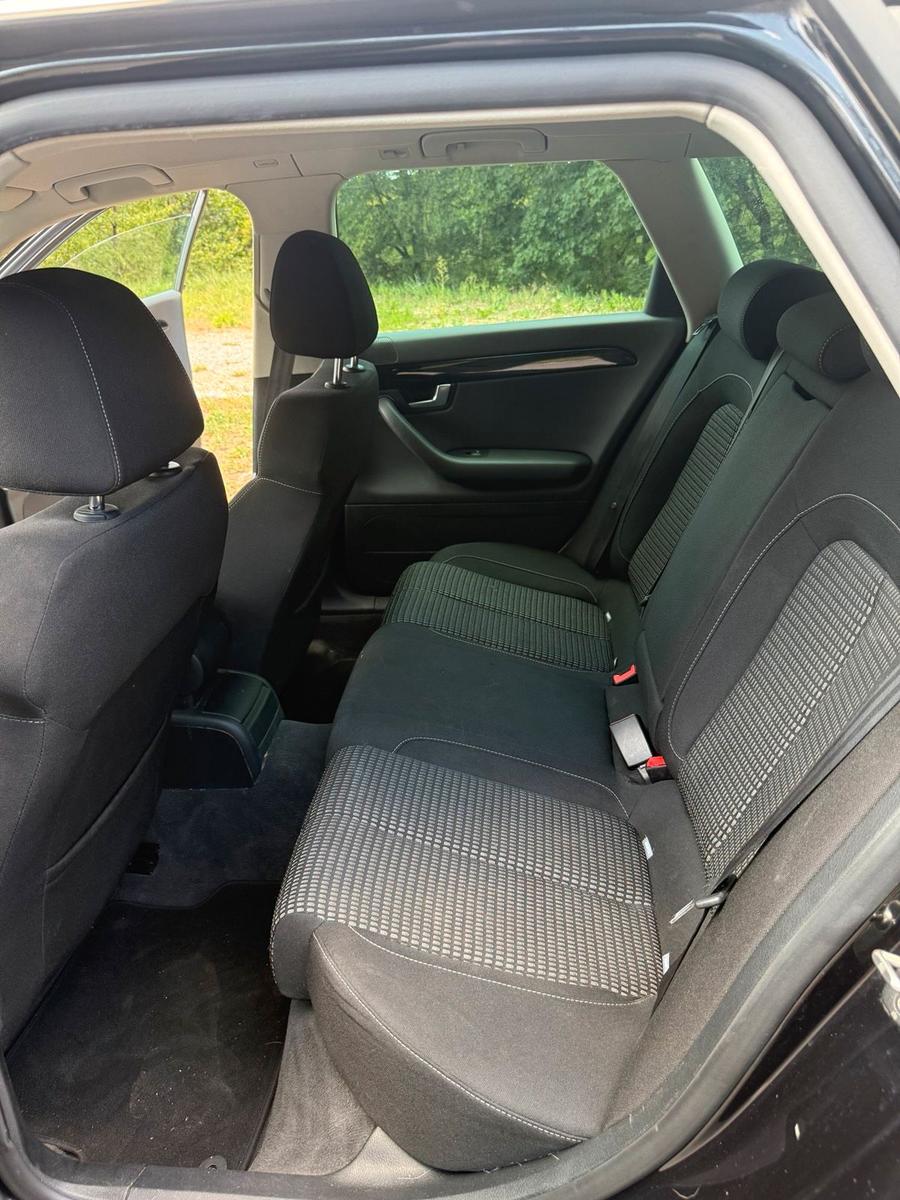Seat Exeo 2012 — photo 12