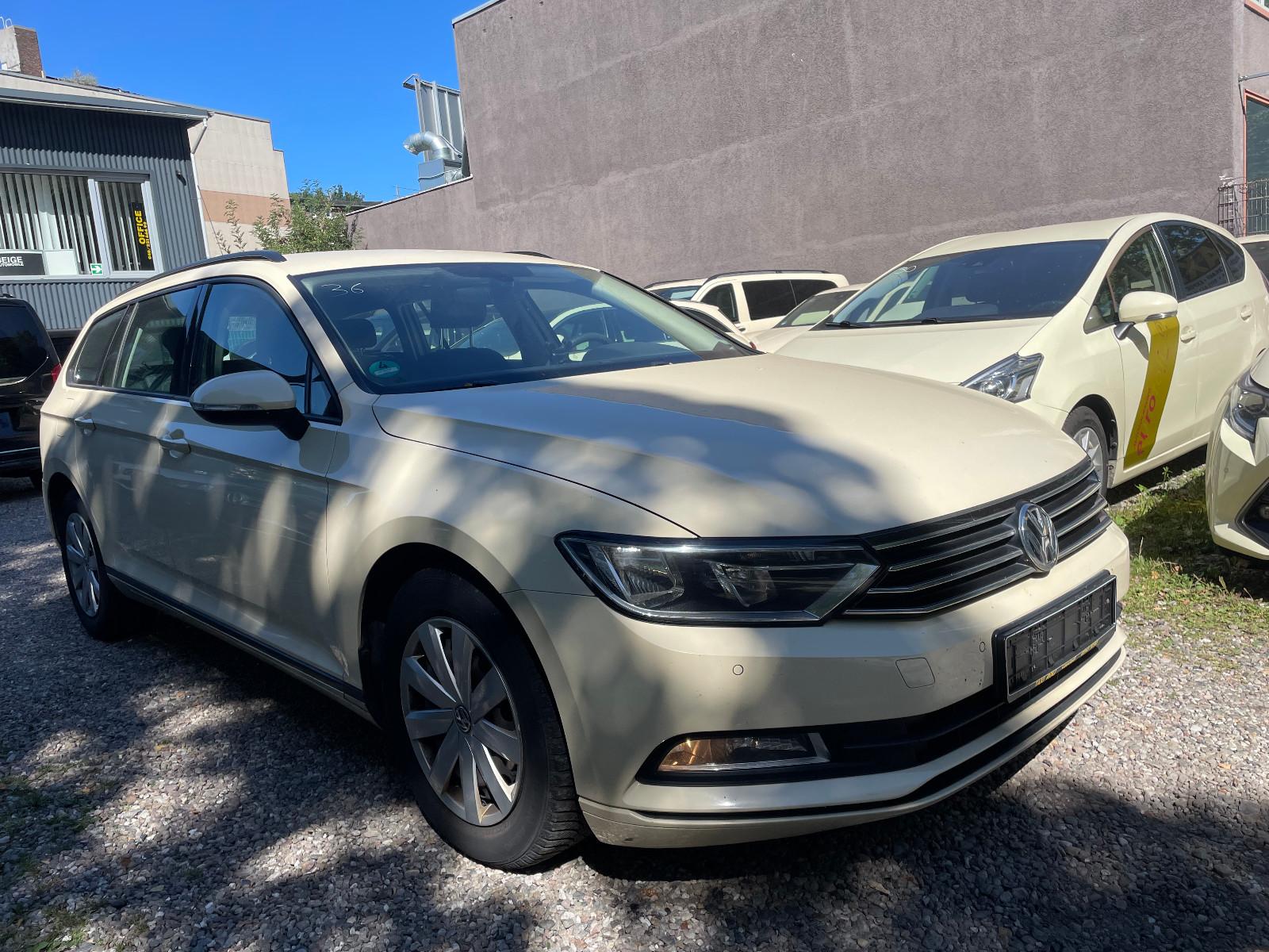 Volkswagen Passat 2.0 TDI DSG 110kW Navi PDC Euro6