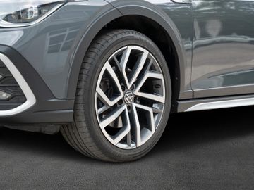 Volkswagen Golf - 10
