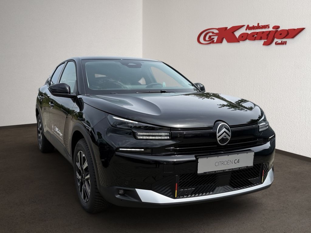 Fahrzeugabbildung Citroën C4 Hybrid 145 TEAM D * Ganzjahresreifen