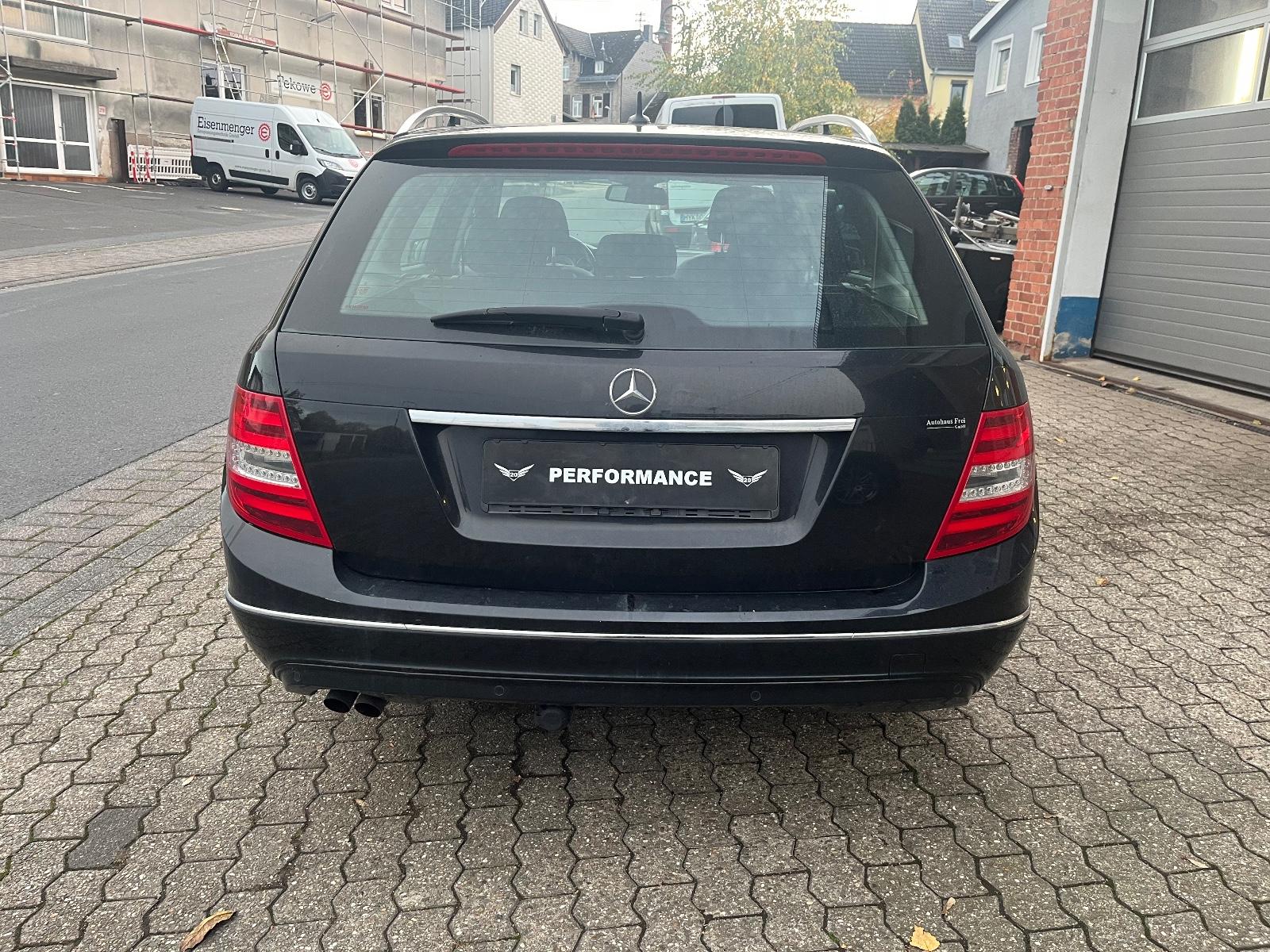 Mercedes-Benz C180 2012 — photo 6