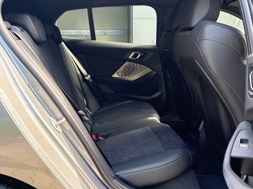 BMW 120 M Sportpaket DAB LED Komfortzg. AHK schw.