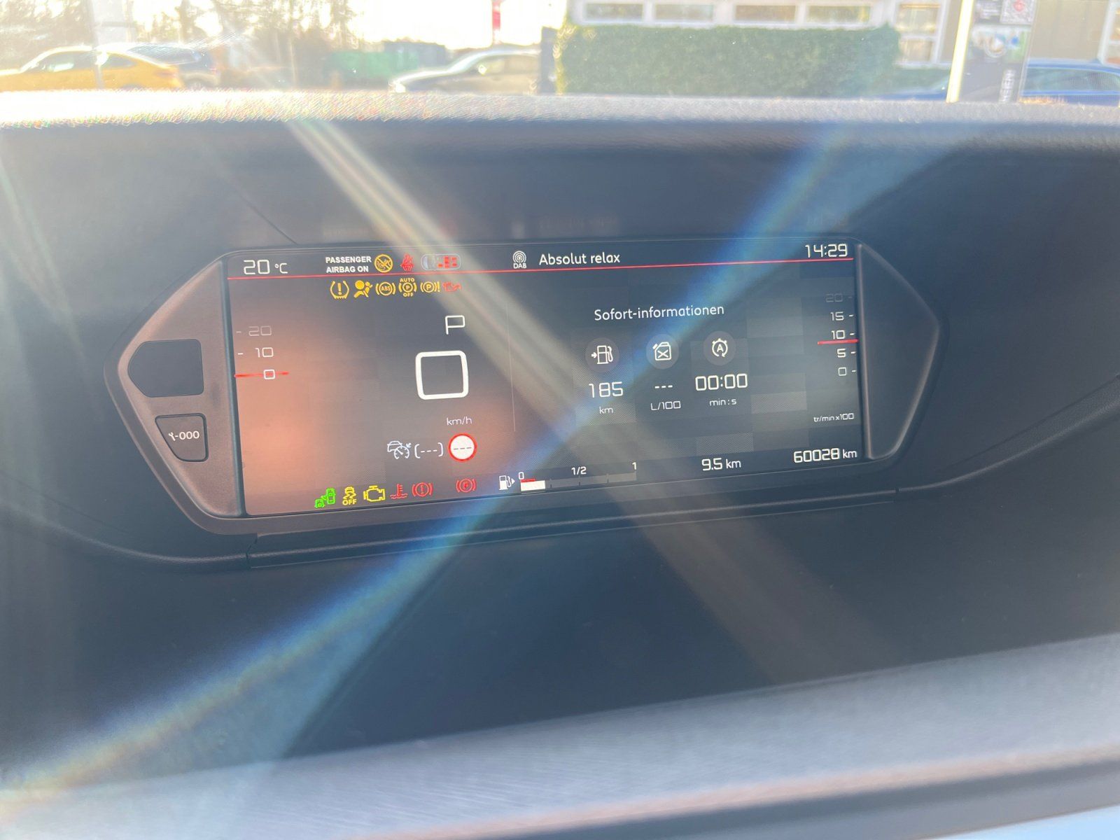 Fahrzeugabbildung Citroën Grand C4 SpaceTourer BlueHDi 130 EAT8 7 Sitzer