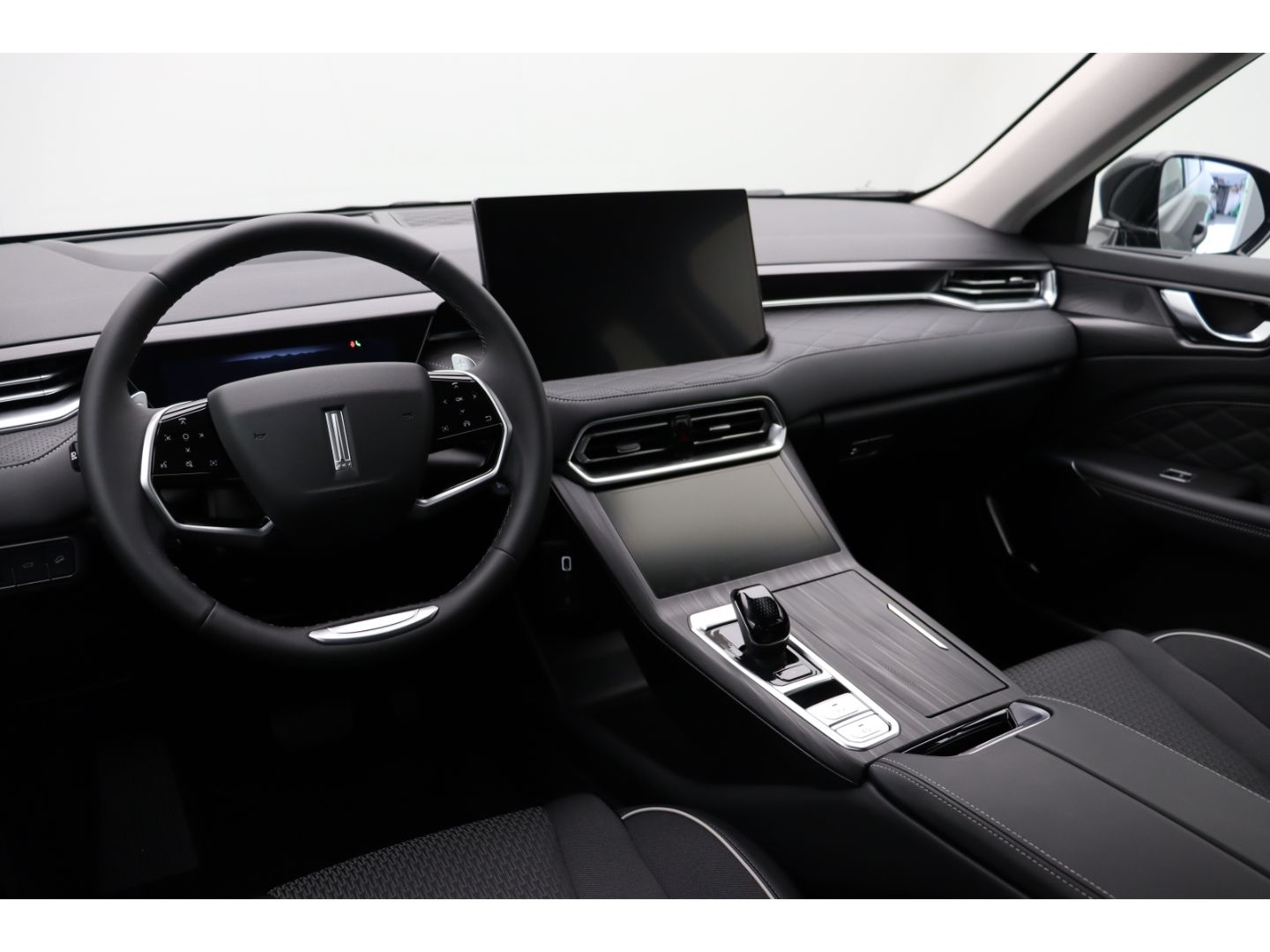 Fahrzeugabbildung GWM Wey 03 2.0 Premium PHEV 360 Kamera Elektr. Heckk