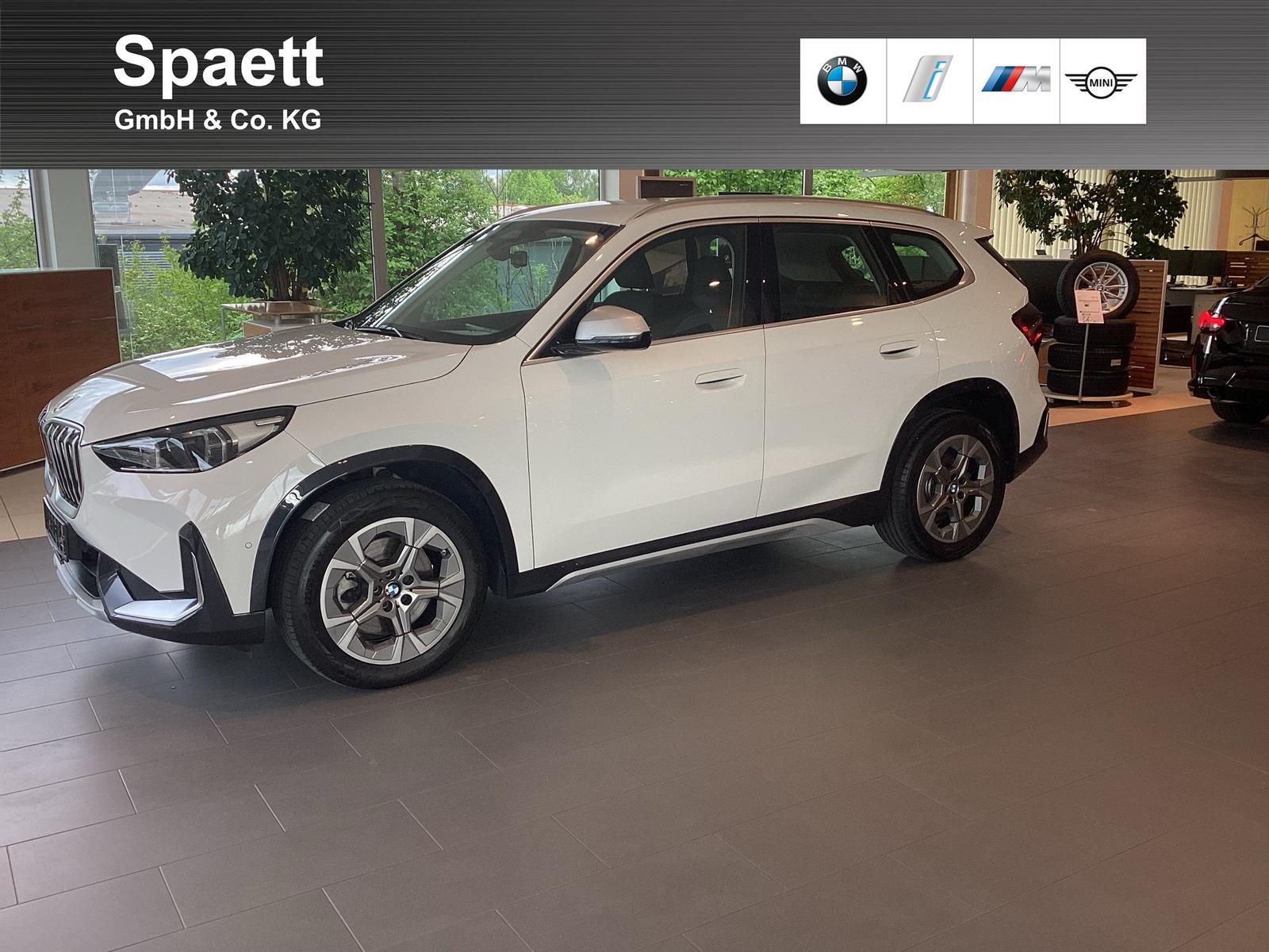 BMW X1 xDrive23d SAV xLine DAB LED Komfortzg. AHK