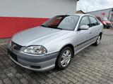 Toyota Avensis 1.6 KLIMAANLAGE - gebrauchte Toyota Avensis aus dem Jahr 2002
