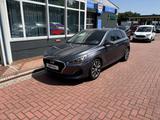 Hyundai i30 Premium, Automatik,Navi,LED - Hyundai i30 Premium mit Benzin-Antrieb