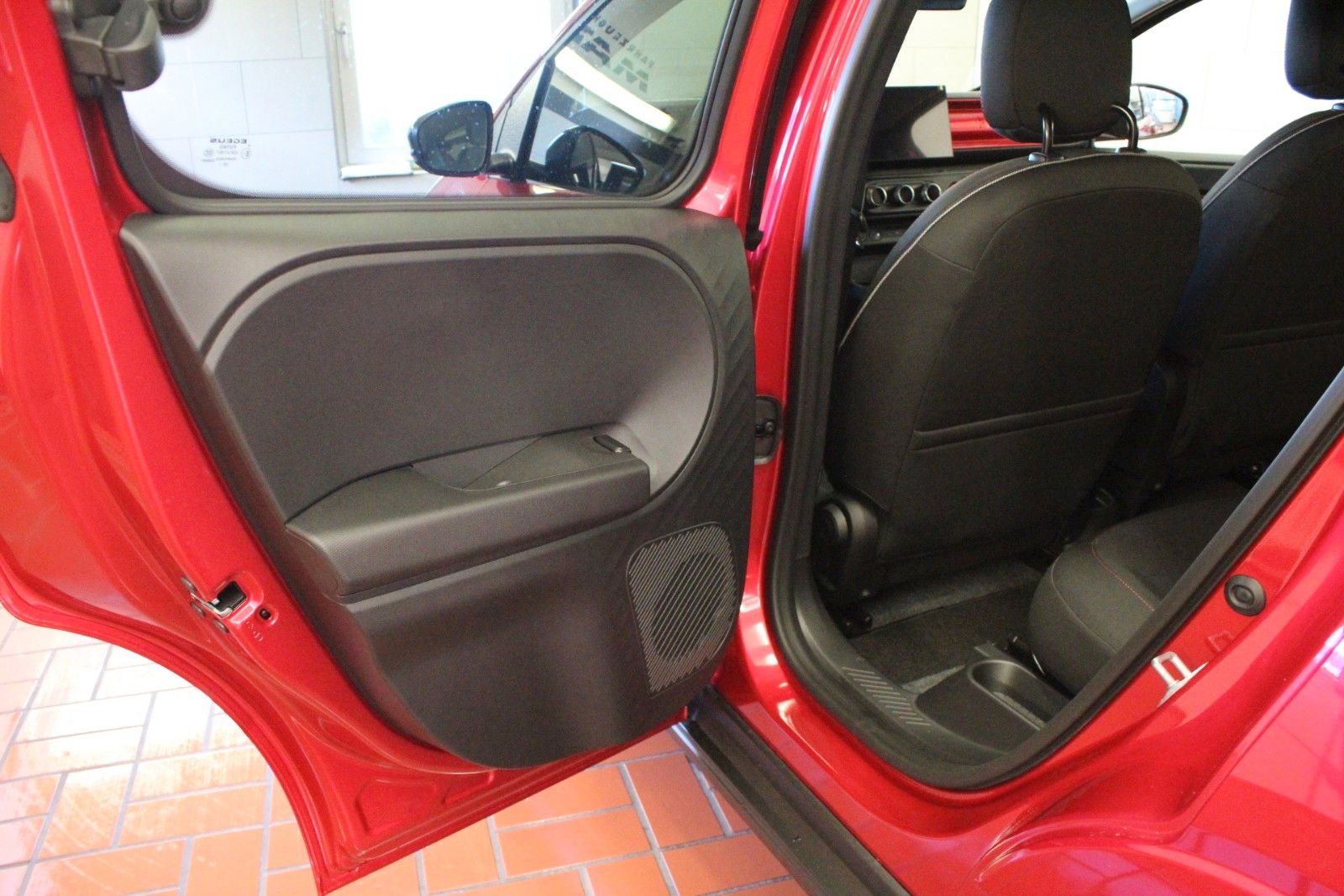 Fahrzeugabbildung Renault Twingo E-Tech 80 Urban Range *Techno*Sitzheizung