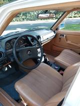 Mercedes-Benz Mercedes Benz W123 240D - Mercedes-Benz 240: D