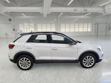 Volkswagen T-Roc - 3