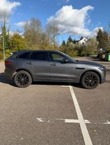 Jaguar F-Pace 30d AWD S Automatik S - Jaguar F-Pace: 30d Awd