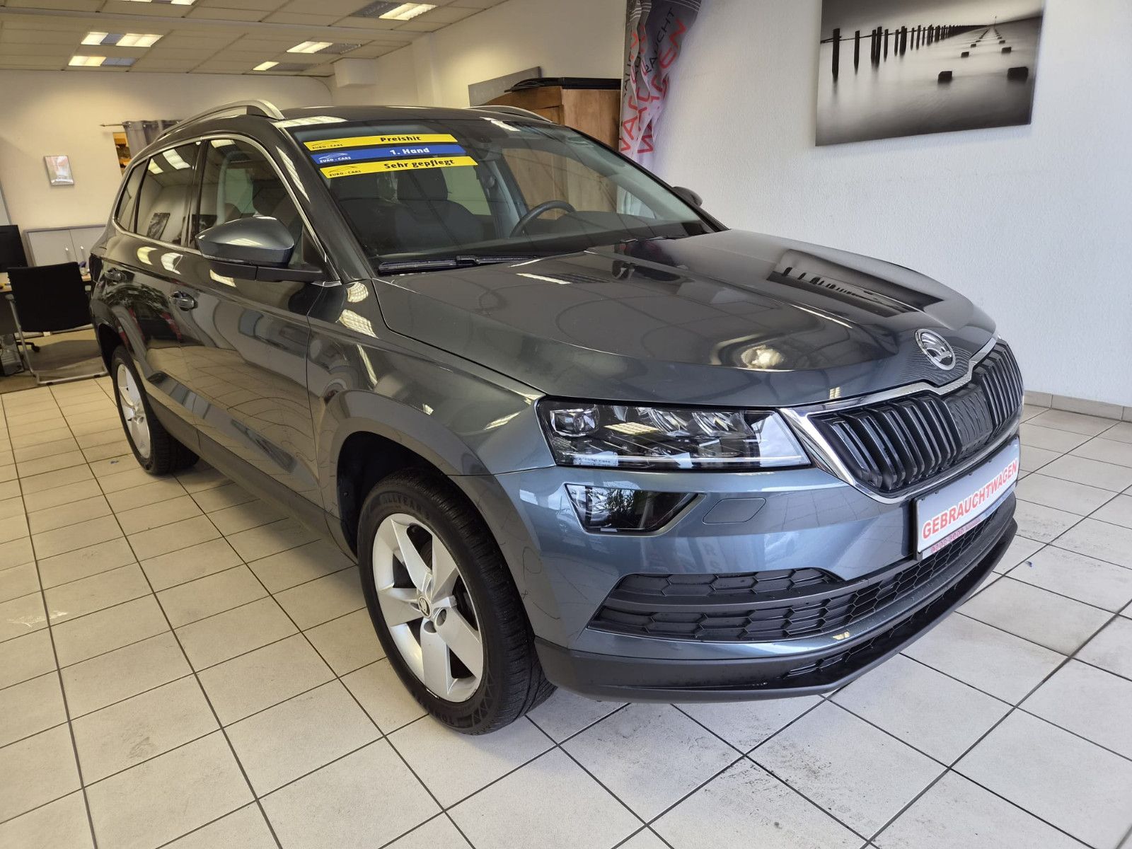 Fahrzeugabbildung SKODA Karoq Style /  1. Hand / Garantie