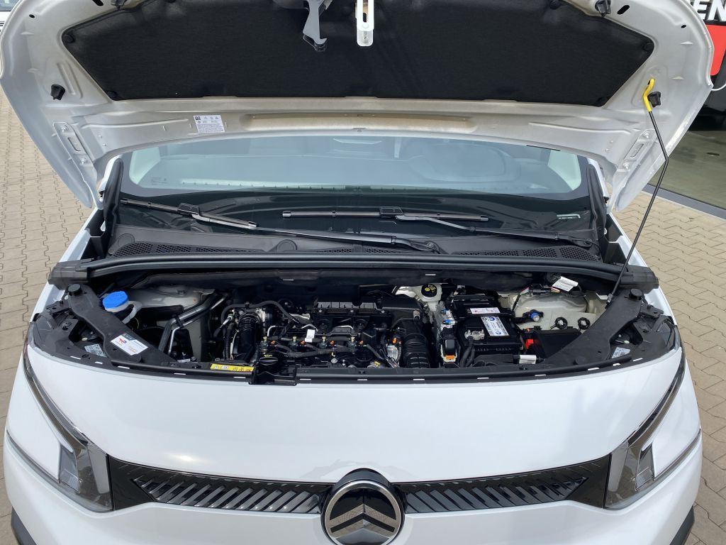 Fahrzeugabbildung Citroën Berlingo 1.5 Diesel 100 M XTR *Navi*Cam*3 Sitze*