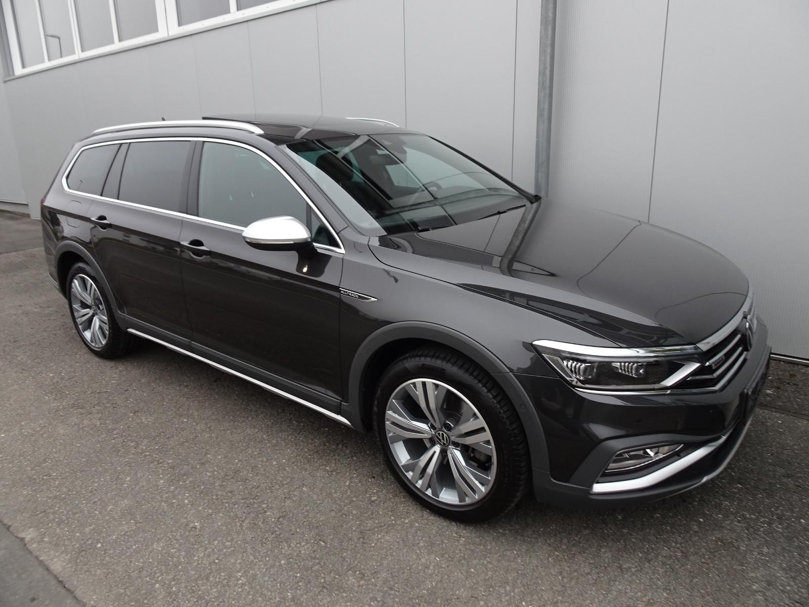Volkswagen Passat Variant Alltrack TDI 4-M.PANO 18" AHK VIC