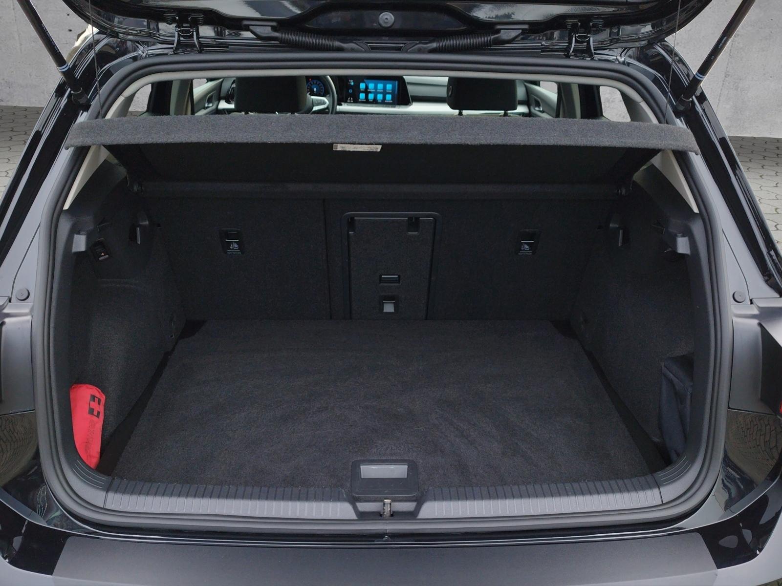Volkswagen Golf VIII Life 1.5 TSI 5JG/STH/AHK/H&K/LED+/ERGO, миниатюра 12