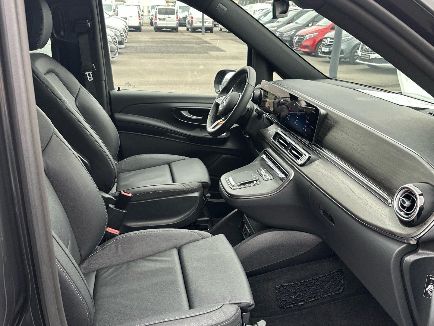 Mercedes-Benz V 300d Avantgarde 4x4 lang AIRMATIC 360° AHK2,5t