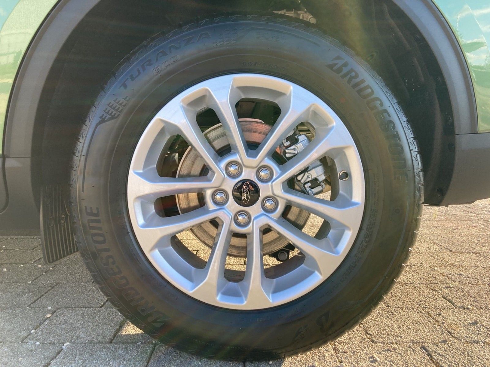 FORD Kuga Titanium 1.5 Ecoboost AUTOMATIK / LED / NAV - Image 14
