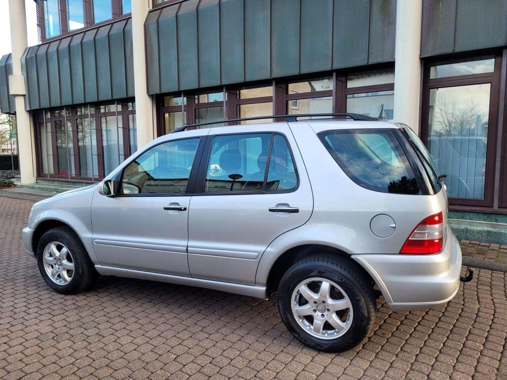 Mercedes-Benz ML 500