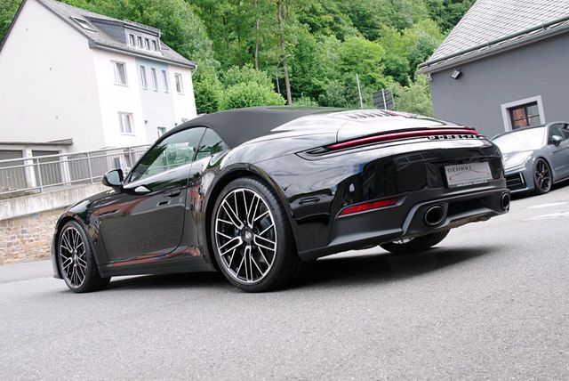 Porsche 992.2*Sportabg.,Chrono,BOSE,Sitzlüftung,14-Wege*