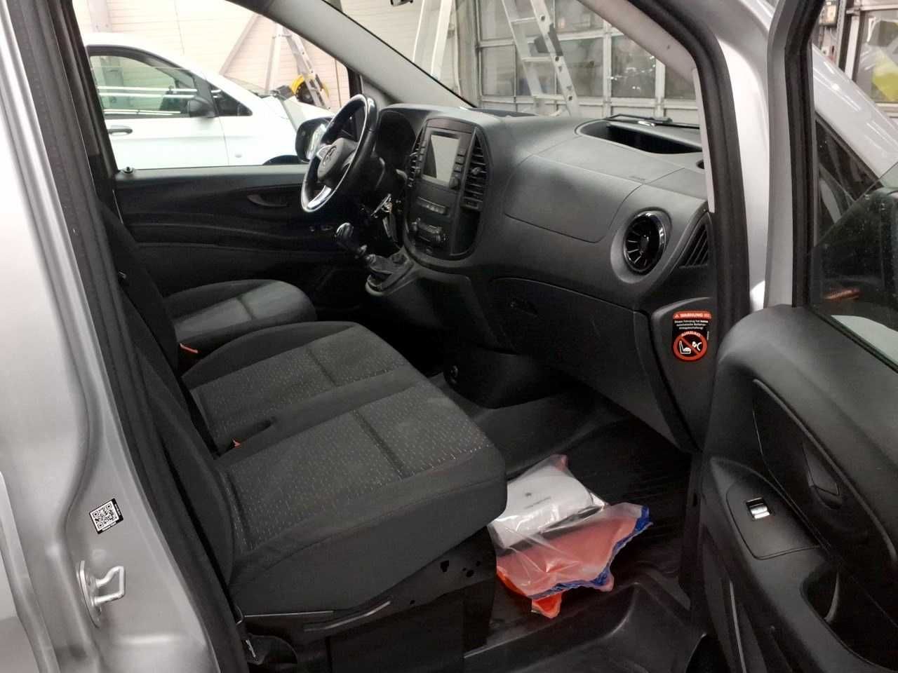 Fahrzeugabbildung Mercedes-Benz Vito 114 CDI Mixto Regal AHK Klima PARKTRONIC