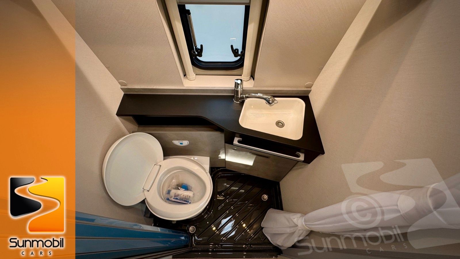 Fahrzeugabbildung Crosscamp Camper Van 640 Fiat Automatik Dieselheizung
