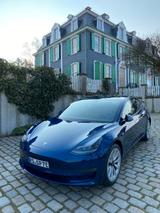 Tesla Model 3 LR - Allradantrieb, AHK, Carbon + Boost - Tesla in Wuppertal