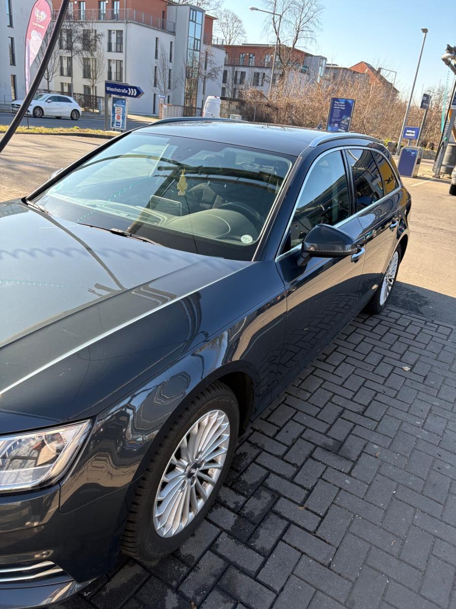 Audi A4 2.0 TFSI 140kW ultra S tr design Avant design