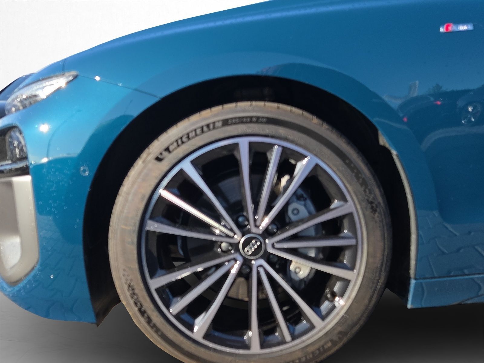 Audi A6 e-tron - Bild 14