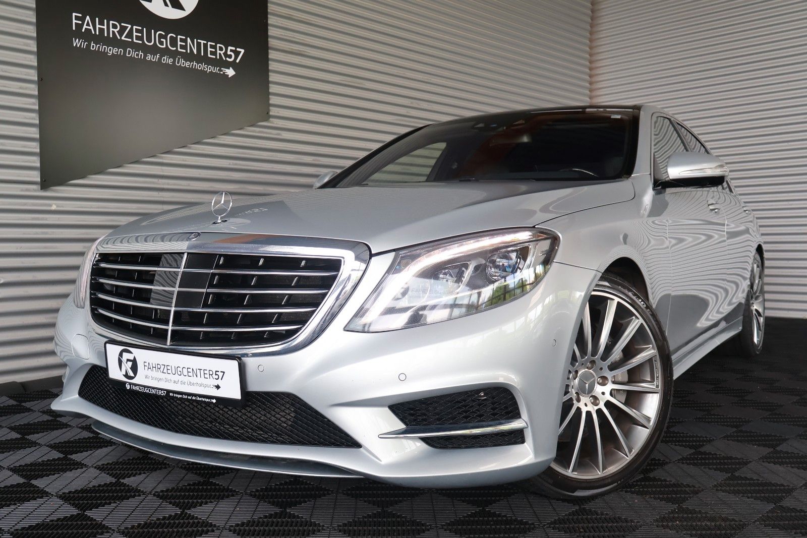 MERCEDES-BENZ S 500 4MATIC /BURMESTER/PANO/ACC/TV/360°
