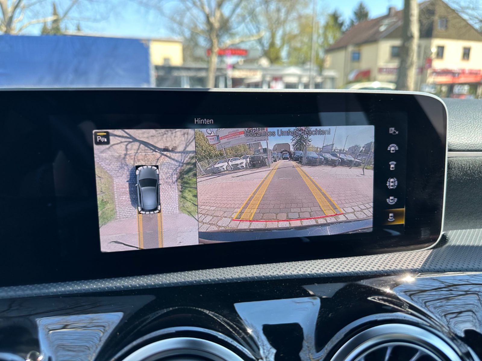 Fahrzeugabbildung Mercedes-Benz A 200 AMG*Keyless*360°Kamera*SHZ*MBUX*LED*