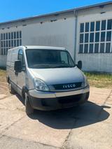 Iveco Daily mit Werkstattausstattung  - Iveco aus 2011