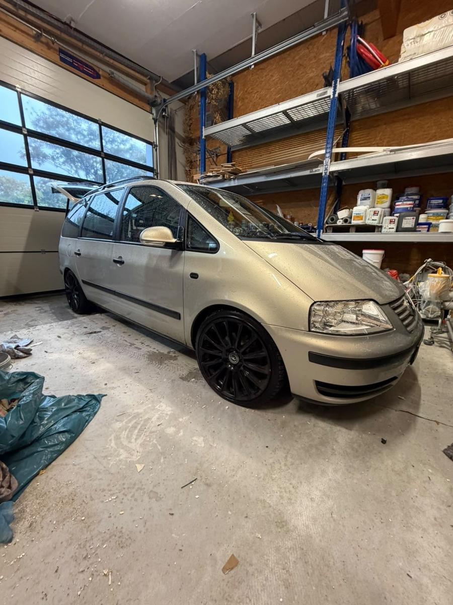 Volkswagen Sharan