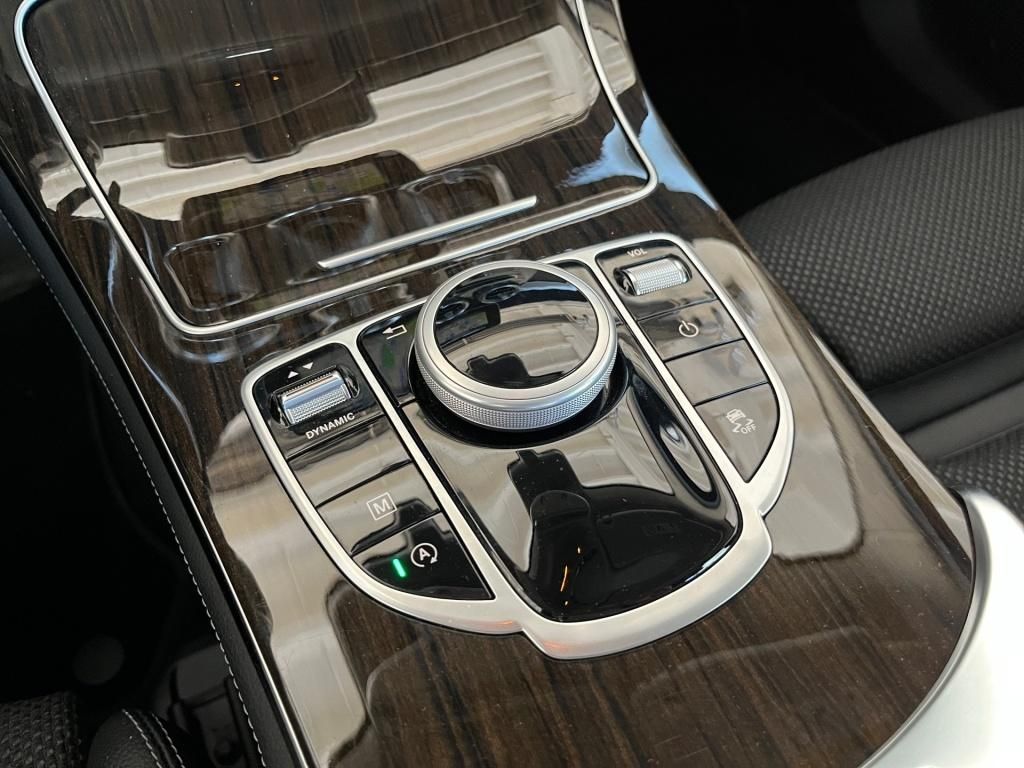 Fahrzeugabbildung Mercedes-Benz GLC 220 d 4M ACC Navi LED-ILS HUD KeyLess 360°