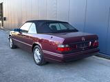 Mercedes-Benz E 200 Cabriolet H- mit original Wiesmann Hardtop - gebrauchte Cabrios in Remscheid