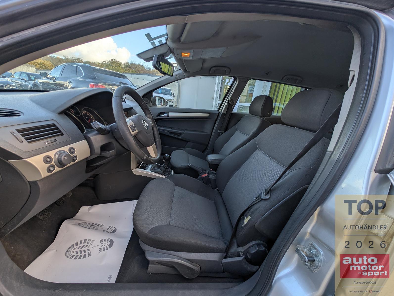 Opel Astra 2007 — photo 10